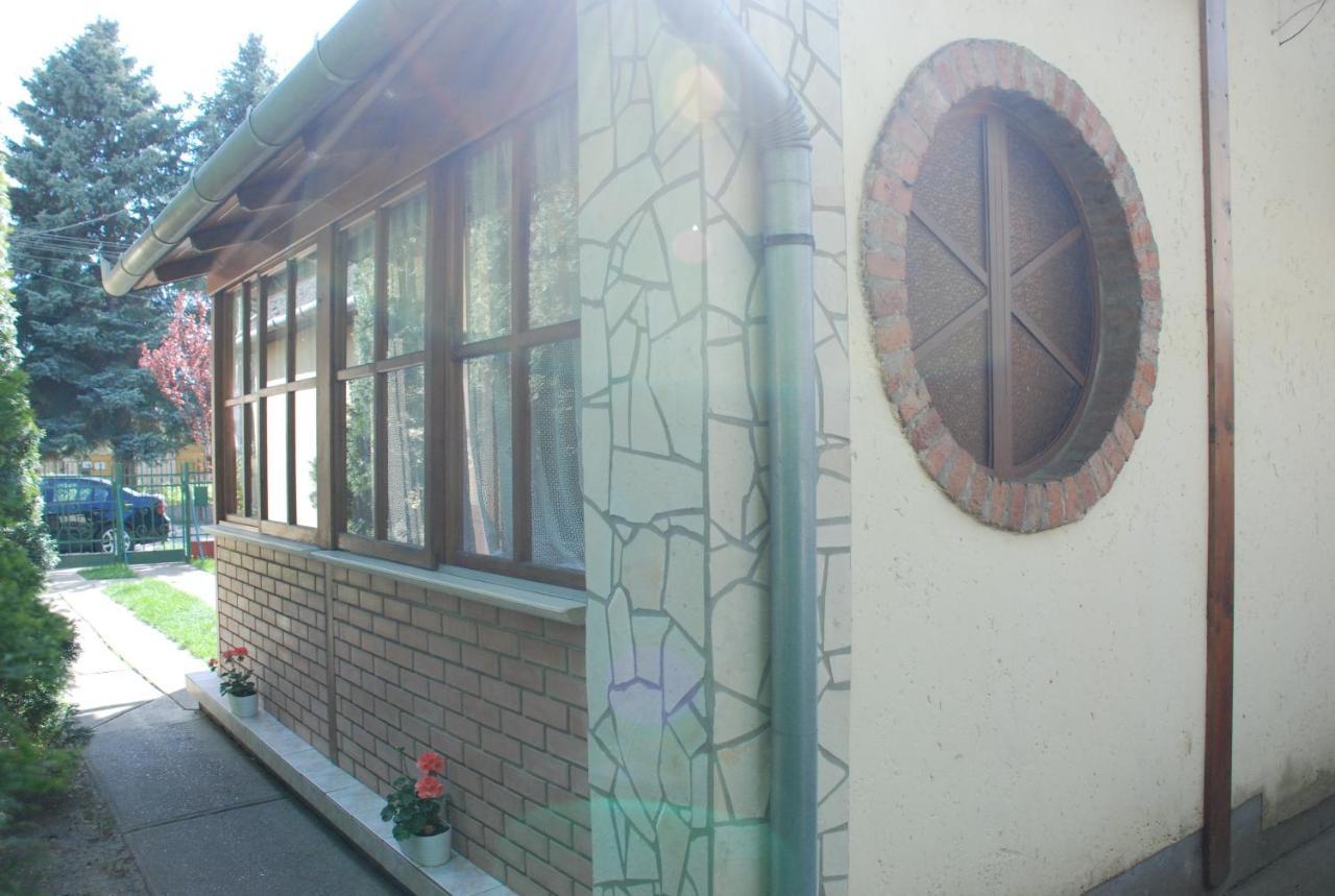 Kisvirag Apartman Hajduszoboszlo Exterior photo