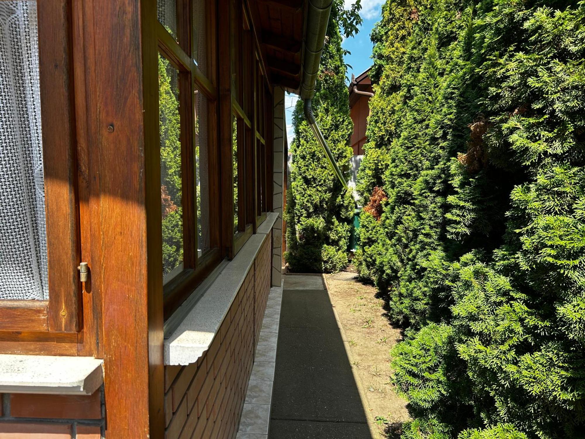 Kisvirag Apartman Hajduszoboszlo Exterior photo