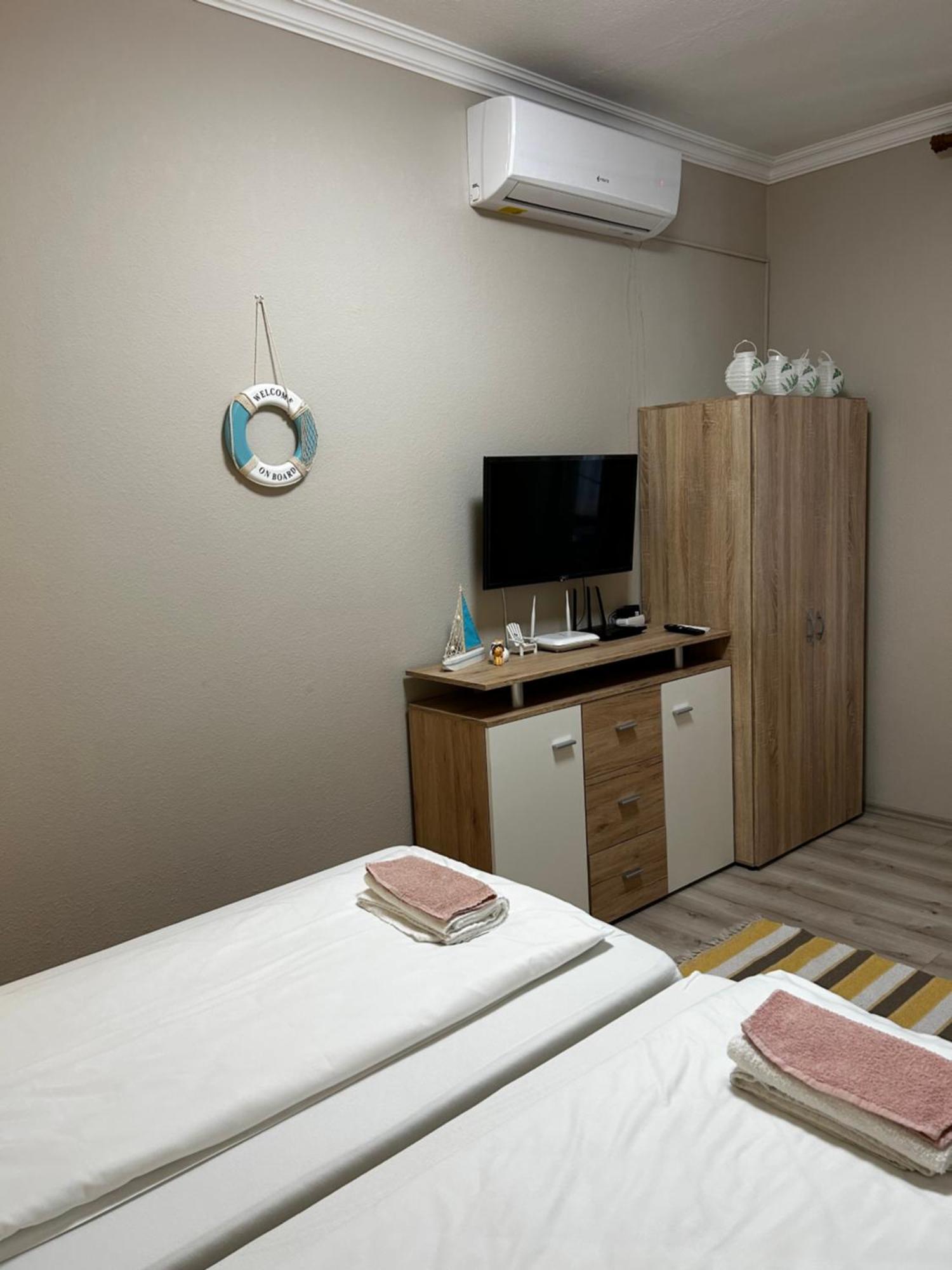Kisvirag Apartman Hajduszoboszlo Exterior photo